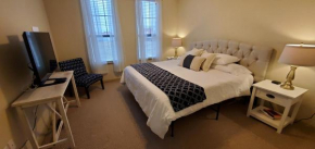 Old Fort Loft King & Queen suites nearest accomodation to Marshals Museum power your EV for free!